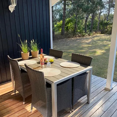 Idyllic Family Summer House 75 Meters From Coast Gorlev