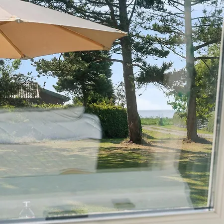 Idyllic Family Summer House 75 Meters From Coast 펜션